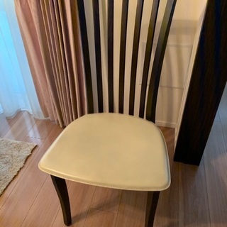 お譲りします。大塚家具　ダイニングチェア3脚