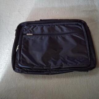 ノートパソコンのバッグ差し上げます
