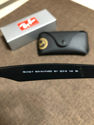 レイバン  サングラス 2132