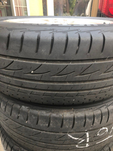 17インチ　トヨタ　アルファード純正タイヤ