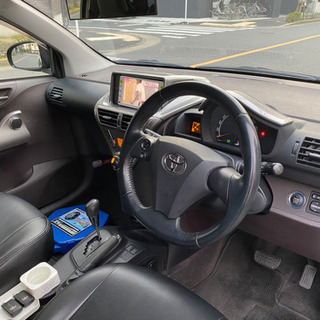 トヨタ　iQ 100G ユーザー買取車検付自社ローン可能の画像