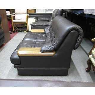 入手困難 レトロ【karimoku 本革 2人掛けアームソファ】幅148cm