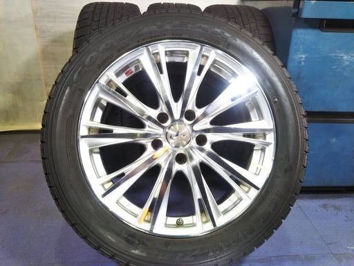 冬用☆17インチ☆ クラウン レクサス エスティマ アルファード マークＸ ヴェゼル オデッセイ ステップワゴン スパーダ スカイライン 215/55Ｒ17 【富山】中古/4本