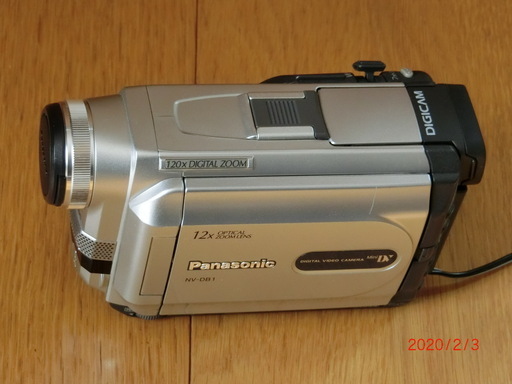 Panasonic ビデオカメラNV-DB1