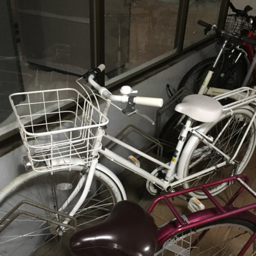 可愛い白い自転車売ります。4ヶ月乗りました