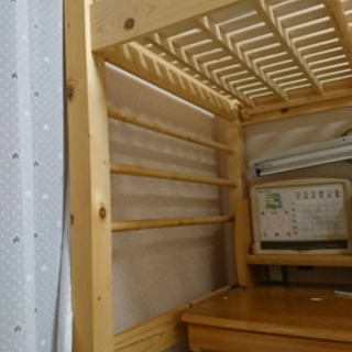 階段収納付きベットの画像