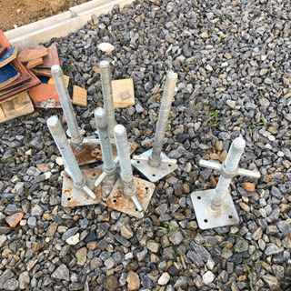 単管パイプ　クランプ　ジャッキ　足場　の画像