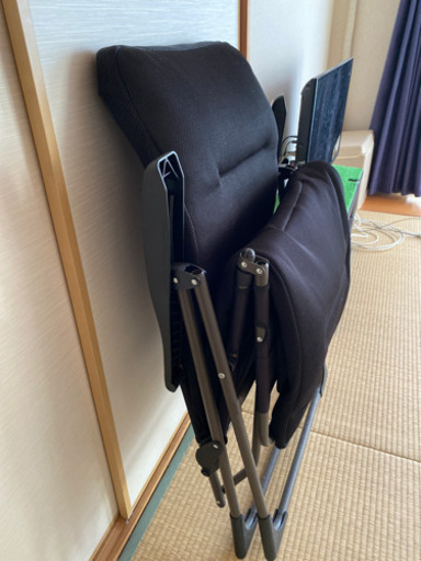 折りたたみ式リラックスチェア