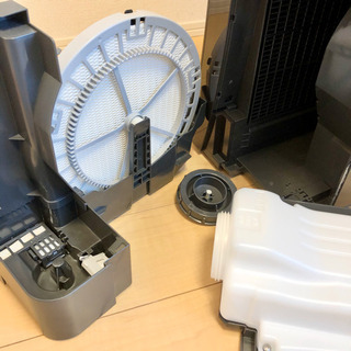 【状態◎】Panasonic 加湿空気清浄機 F-VC70XR-W 2018年製の画像