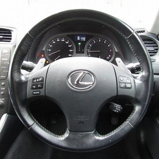 スピード違反注意🚓🚨レクサスのスポーツセダンIS✨の画像