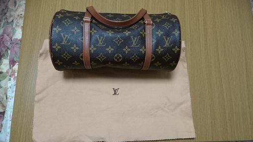 ルイヴィトン　モノグラム　パピヨン