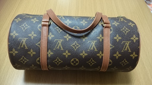 ルイヴィトン　モノグラム　パピヨン