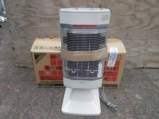 未使用保管品 DAIKIN ダイキン 遠赤外線暖房機 セラムヒート ERFT11KS ストーブ 電気ヒーター 電気ストーブ