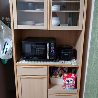 [取引中]食器棚 4000円→3500円に値下げしました