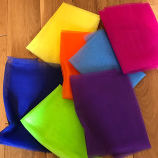 ネオンカラーのチュール