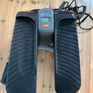 ダイエットに！Twist＆Shape トルネードステッパーの画像