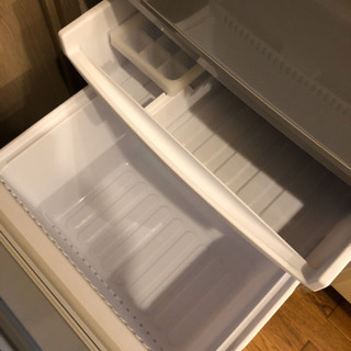 【美品】137L つけかえどっちもドア 2ドア冷蔵庫 シャープ SJ-D14Dの画像