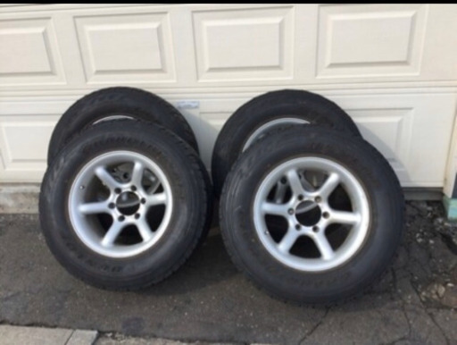 4WD 夏タイヤ、ホイール4本セット