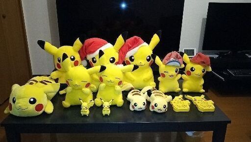 ※売却済み ピカチュウグッズ色々[中古]