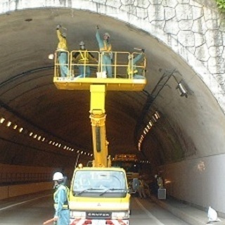 年間休日129日!　NEXCO中日本管内で管理する高速道路の保全管理業務の画像