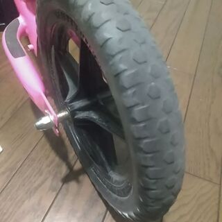 ストライダー　ピンク　伸縮パーツ付　スタンド付の画像