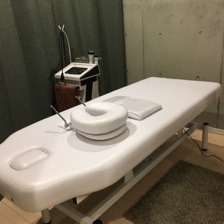 エステ用ベッド　施術台