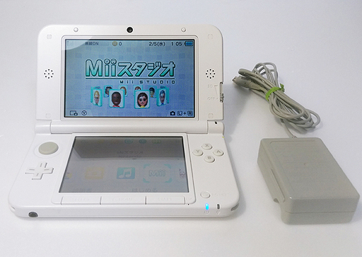 ●完売　任天堂「3DS LL ホワイト（SPR-001）」動作OK★充電アダプター付き★