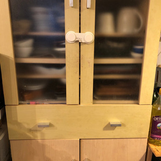 食器棚あげますの画像