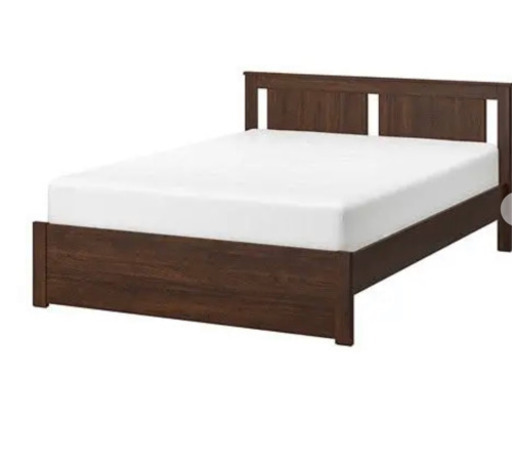 イケア　IKEA クイーンサイズベッド　フレームのみ