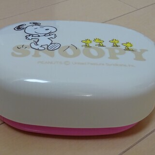 スヌーピーの２段お弁当箱の画像