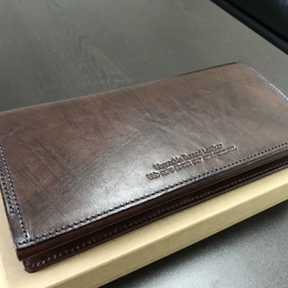 【新品・未使用】キャサリンハムネット ロンドン 長財布 (基本送...