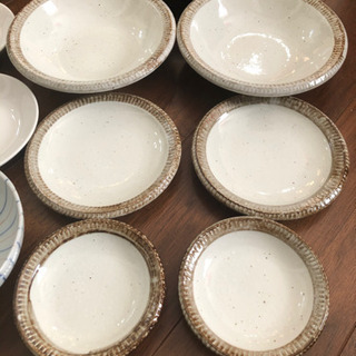食器色々　お茶碗　和皿　大皿　小皿　マグカップなど