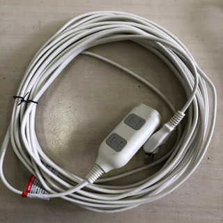 延長コード　約9m 3口の画像