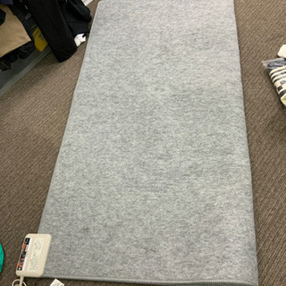 日立　ホットカーペット　2017年　中古^_^