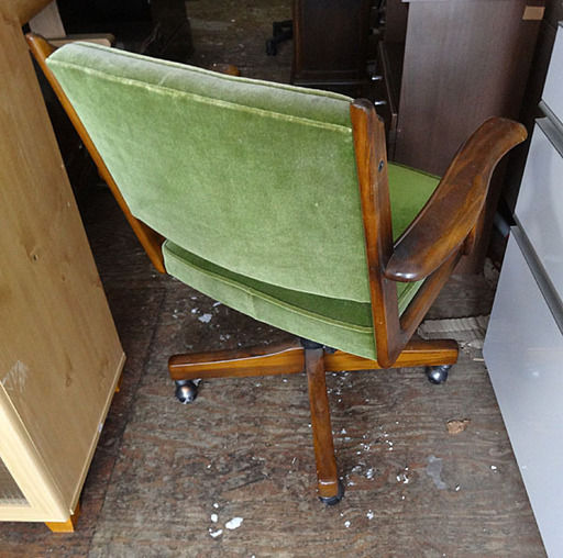 ☆札幌市内限定☆ karimoku カリモク デスクチェア パーソナルチェア