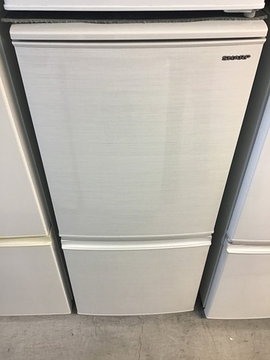 【送料無料・設置無料サービス有り】冷蔵庫 2019年製 SHARP SJ-D14E-W 中古
