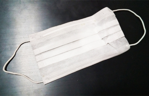 マスク1000枚セット。鼻ワイヤー付き　通常の大人用です。メーカー品大量まとめ売り