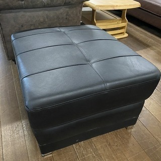 本革のオットマンです！5980円は値打ちあります！1台限りの現品...