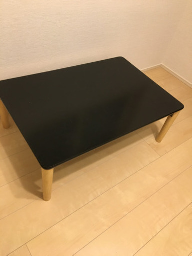 テーブル