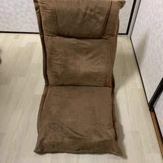 ニトリ製！ベロア座椅子！無料の画像