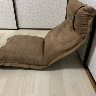 ニトリ製！ベロア座椅子！無料の画像