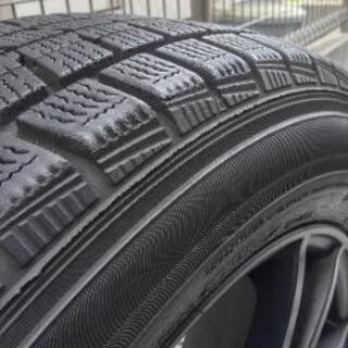 215/60R17 DUNLOPスタッドレスタイヤ