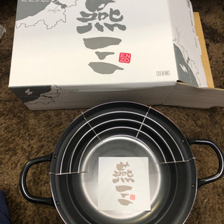鉄製天ぷら鍋です。の画像