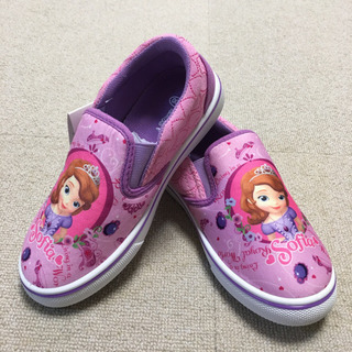 スリッポンシューズ　キャラクターもの