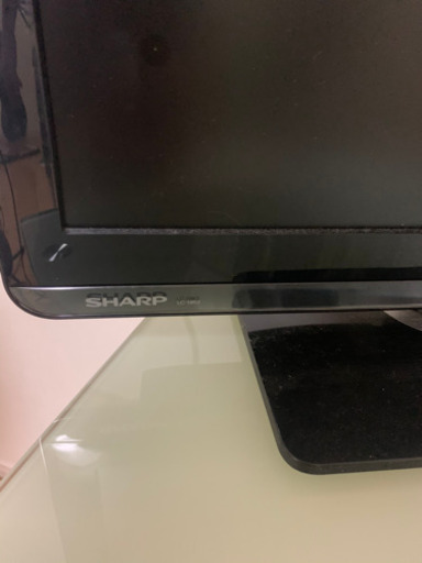 コンパクトなテレビ　シャープ