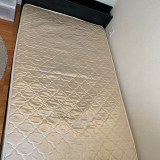 ベッドマットレス付きの画像