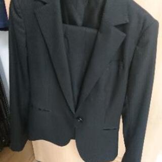レディーススーツ4着  (1着1000円～)の画像