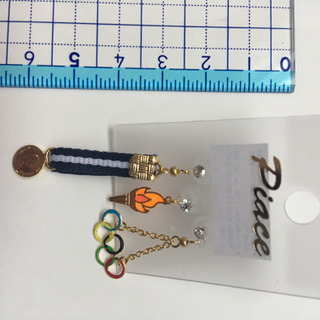 ピアス　オリンピック 応援　未使用の画像