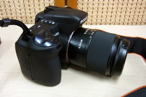 ソニー デジタル一眼レフカメラ α350本体 DT18-70/3.5-5.6 AFレンズ電池 充電器 ストラップ DSLR-A350 南12条店