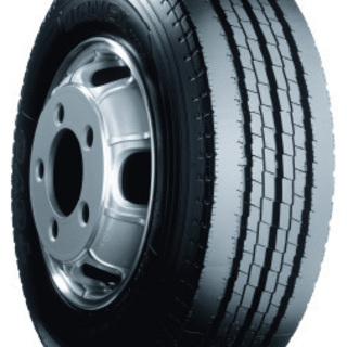 トーヨータイヤ　DELVEX　M134　205/70R16　111/109　１本交換